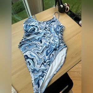 Refuge one piece bathing suit size XL